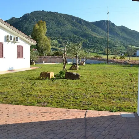Vacanze Is Carcuris Villa Cardedu