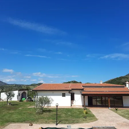 Villa Vacanze Is Carcuris *